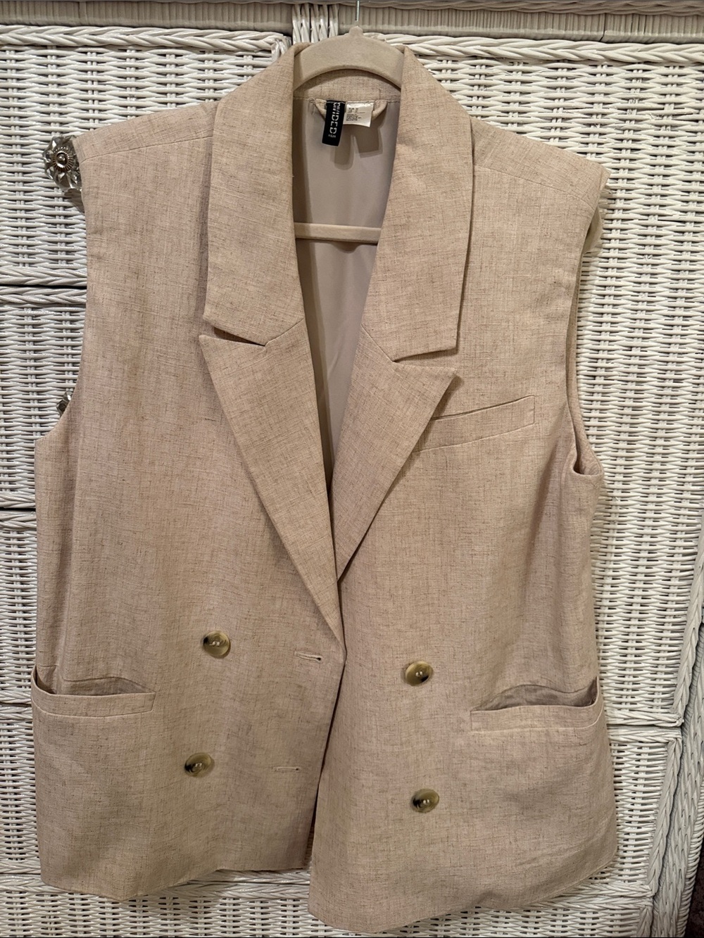 H&M Sleeveless Double-Breasted oversized linen blend Vest in Beige